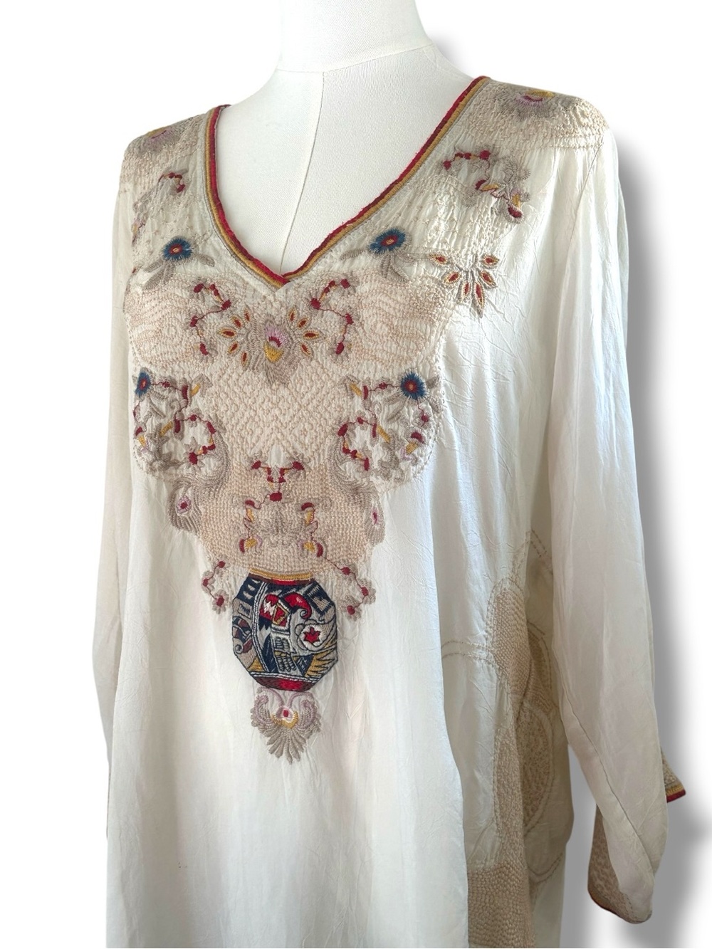 Johnny Was Embroidered V-Neck Cream Womens Tunic Top size Large - Picture 15 of 17